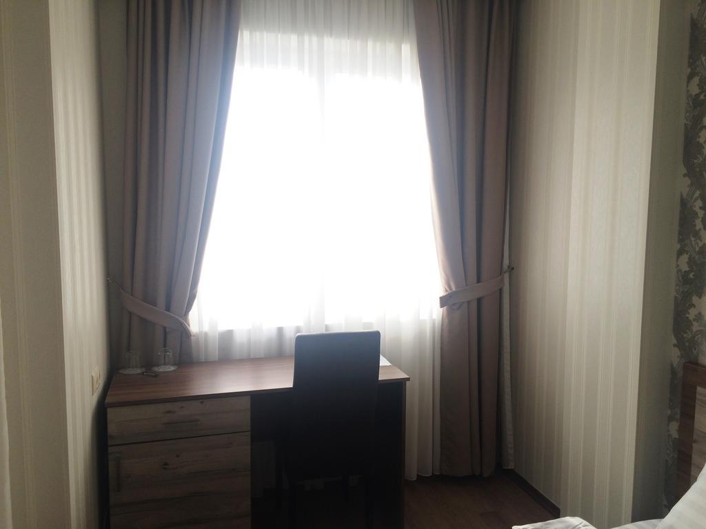 Hotel Gureli Tbilisi Room photo